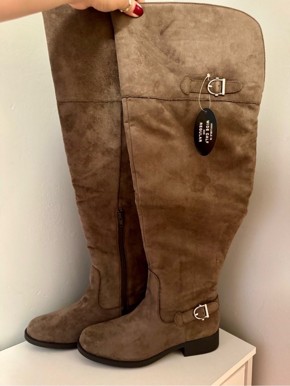 NIB American Rag Aadarra Truffle Taupe Over-The-Knee Wide Calf Boots Size 7M